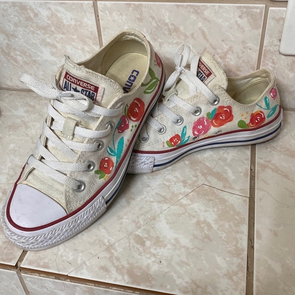 Converse - Picture 2 of 6